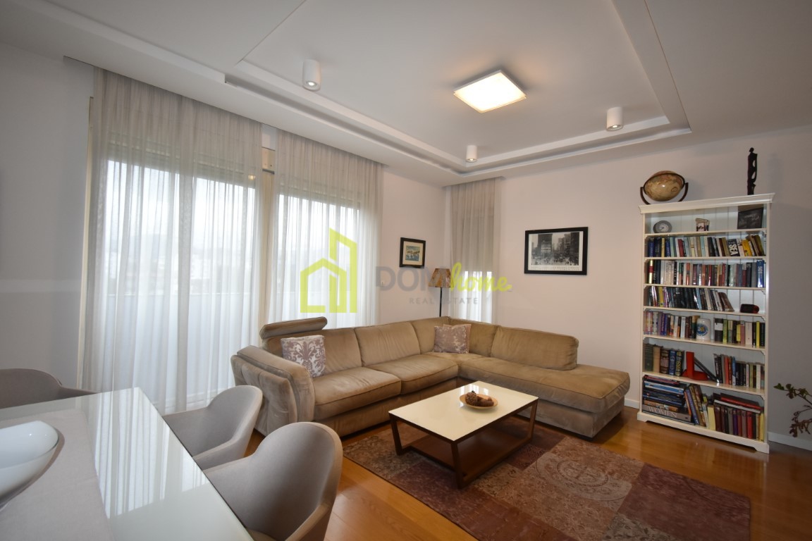 Trosoban stan 91m2, Preko Morače